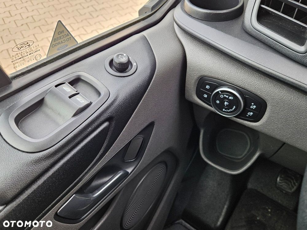 Ford transit-custom L2H2 *54999zł NETTO* 2.0TdCi/131KM - 19