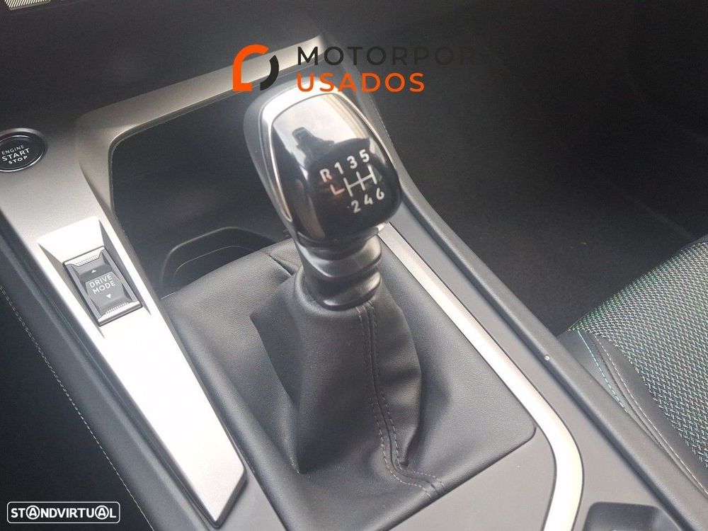 Peugeot 308 1.2 PureTech Allure - 16