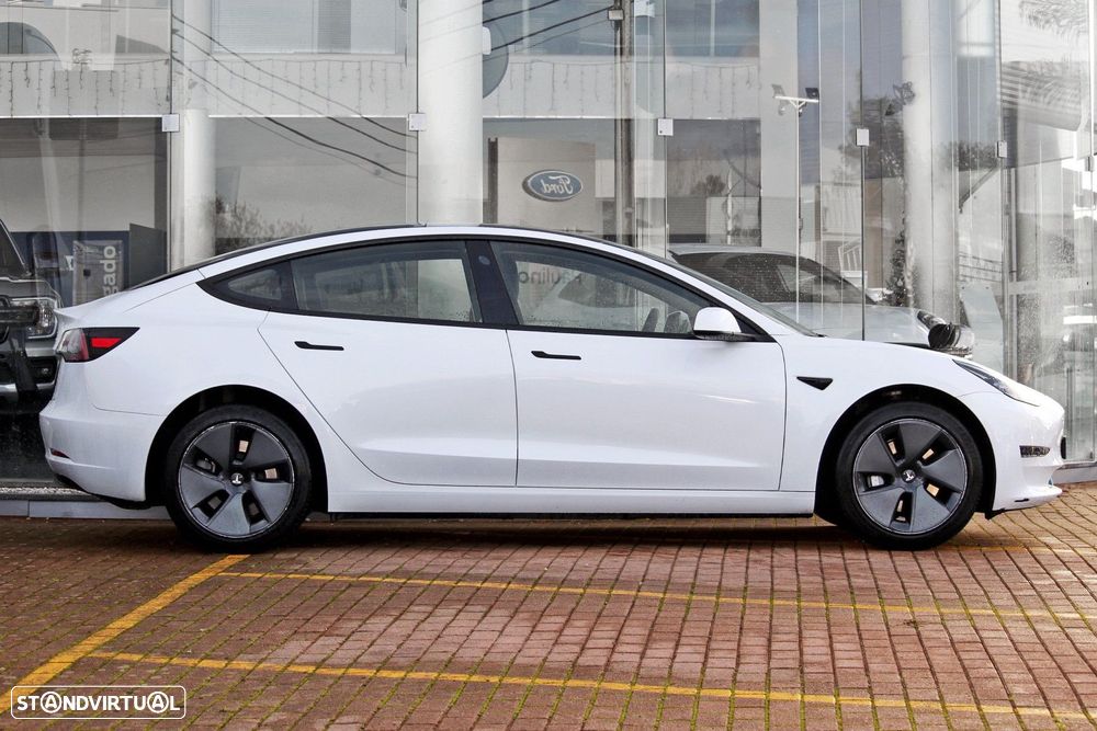 Tesla Model 3 Long Range Tração Traseira - 5