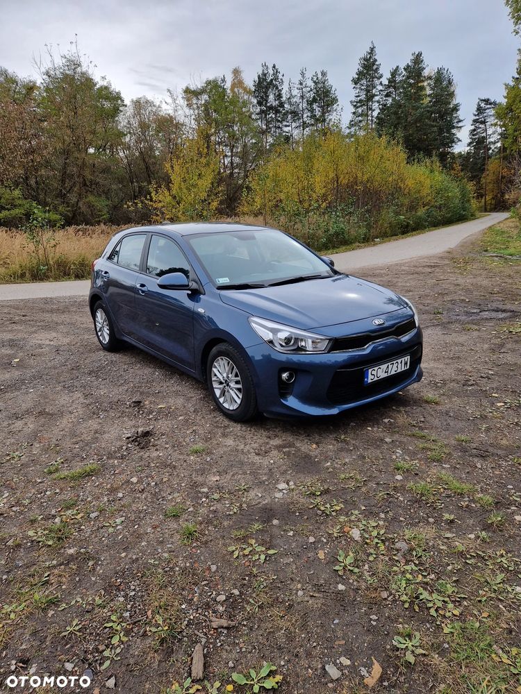 Kia Rio - 15
