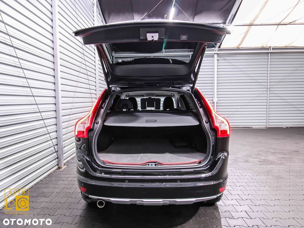 Volvo XC 60 D3 Geartronic Summum - 13