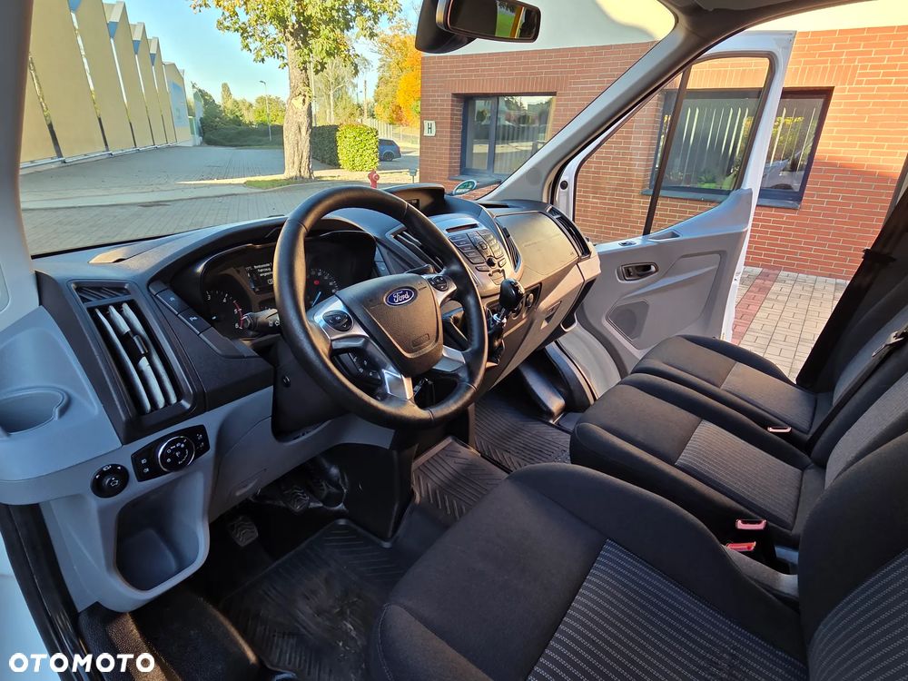 Ford Transit - 31