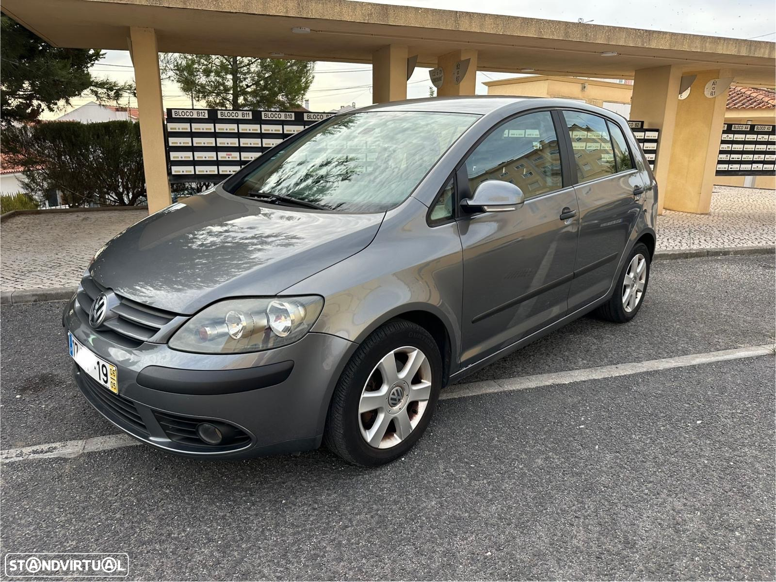 VW Golf Plus 1.9 TDi Confortline - 2
