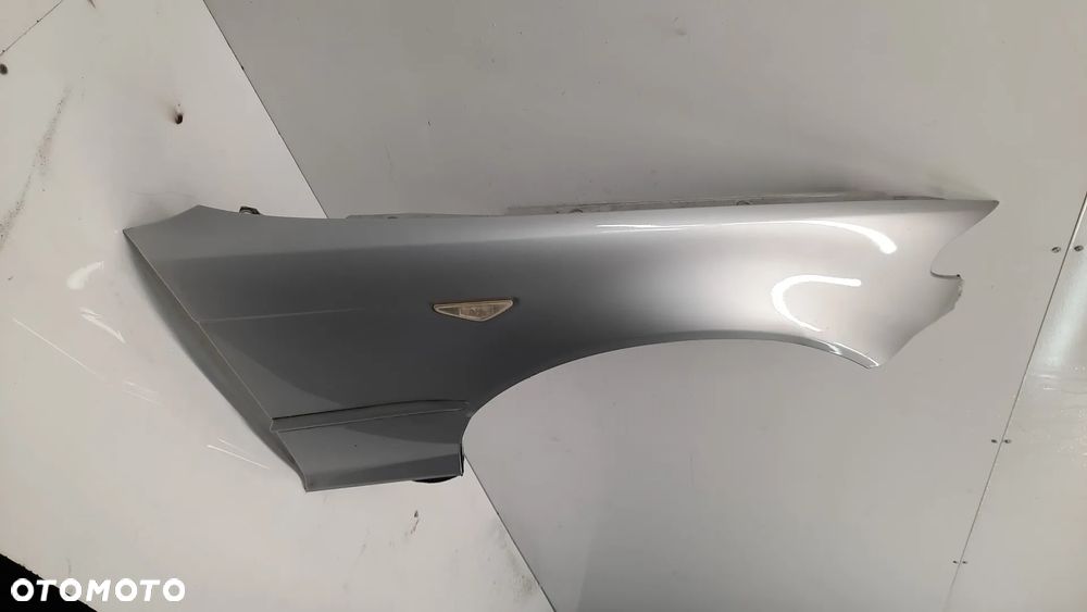 BŁOTNIK PRZÓD PRZEDNI PRAWE BMW E46 LIFT COUPE CC CABRIO TITANSILBER SREBRNY POSIADA RDZE NA RANCIE - 2