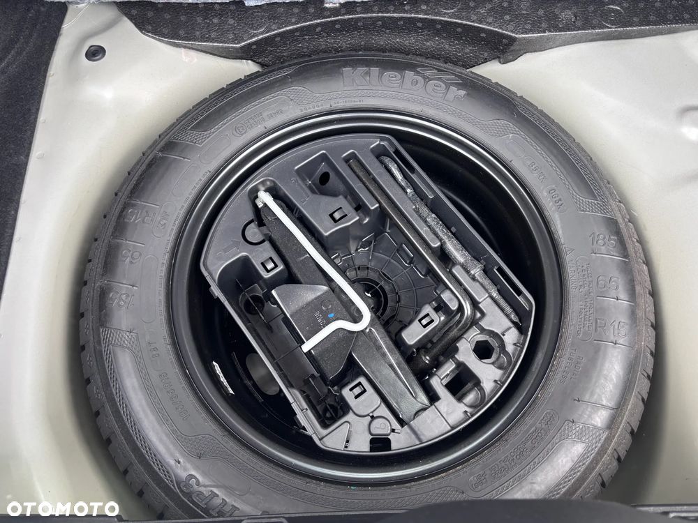 Citroën C3 1.2 PureTech Feel - 29