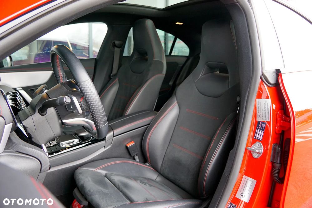 Mercedes-Benz CLA 180 7G-DCT AMG Line - 19