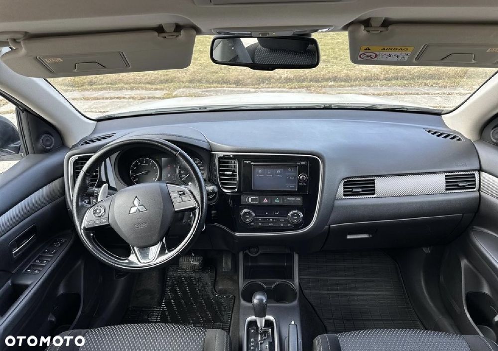 Mitsubishi Outlander 2.0 4WD CVT Active+ - 19
