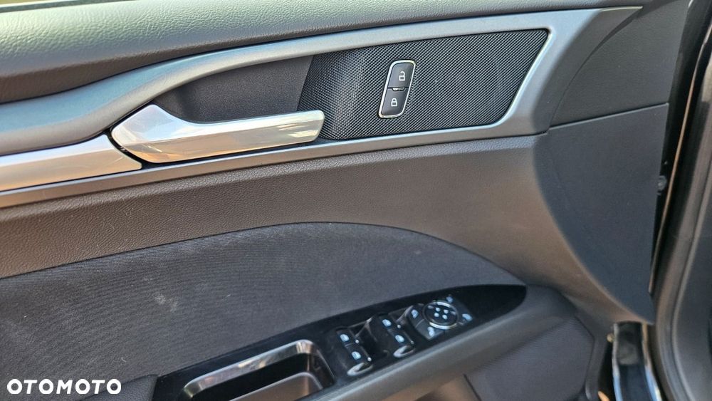 Ford Mondeo - 21