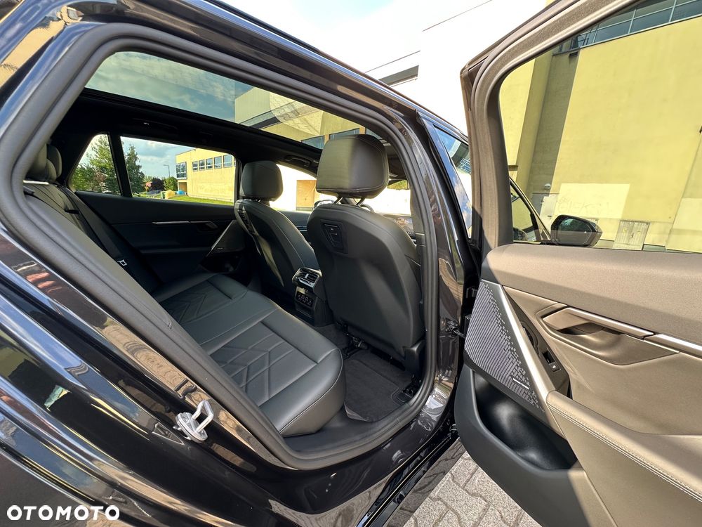 BMW Seria 5 520d xDrive mHEV - 23