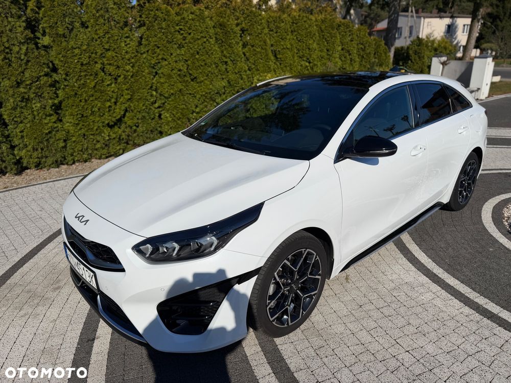 Kia ProCeed - 1