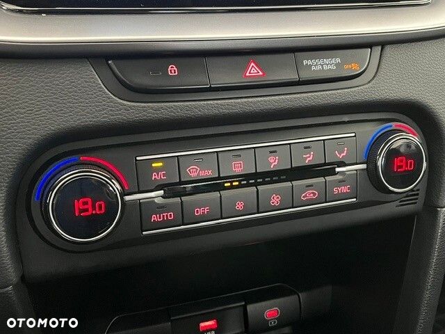 Kia Ceed 1.5 T-GDI M DCT - 29