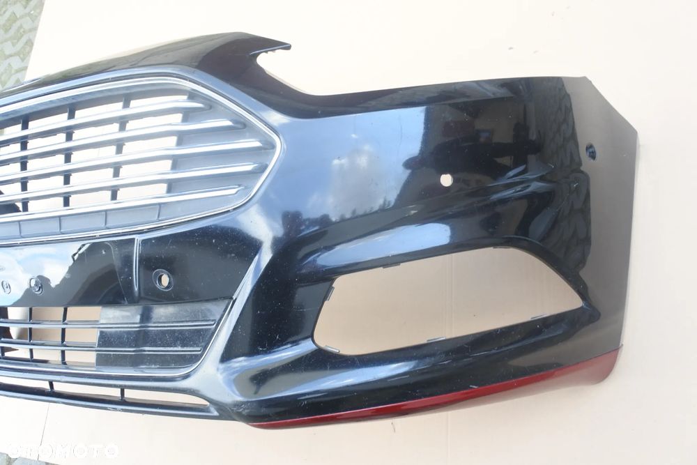 Ford Mondeo MK5 Zderzak - 3