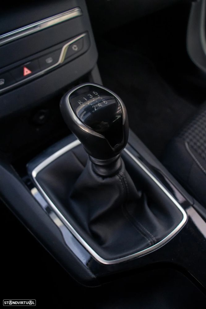Peugeot 308 - 12