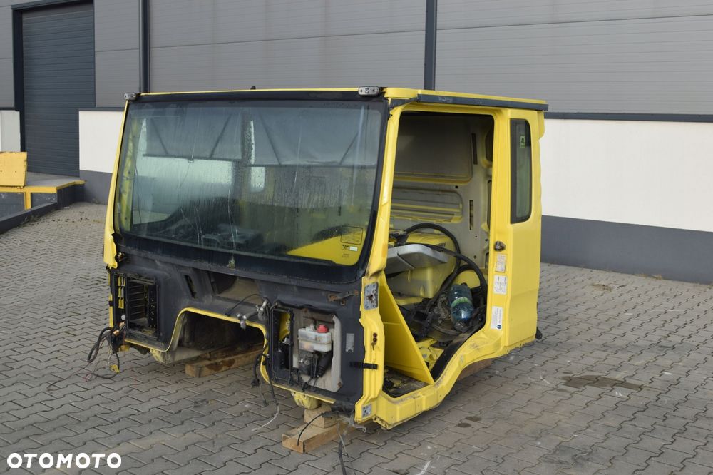 SZKIELET KABINA NISKA DZIENNA MAN TGS / POMPOGRUSZKA - 1