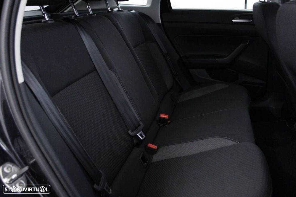 VW Taigo 1.0 TSI Urban DSG - 16