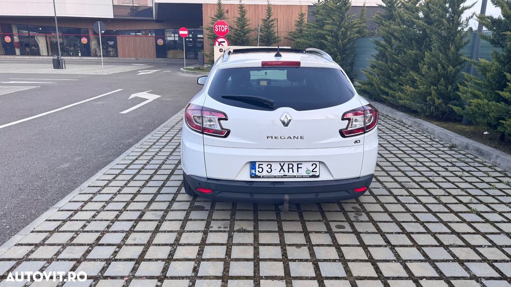 Renault Megane ENERGY dCi 110 Start & Stop Bose Edition - 12