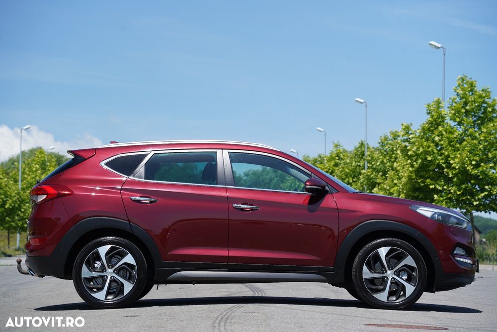 Hyundai Tucson 2.0 CRDI 4WD Automatik Premium - 18