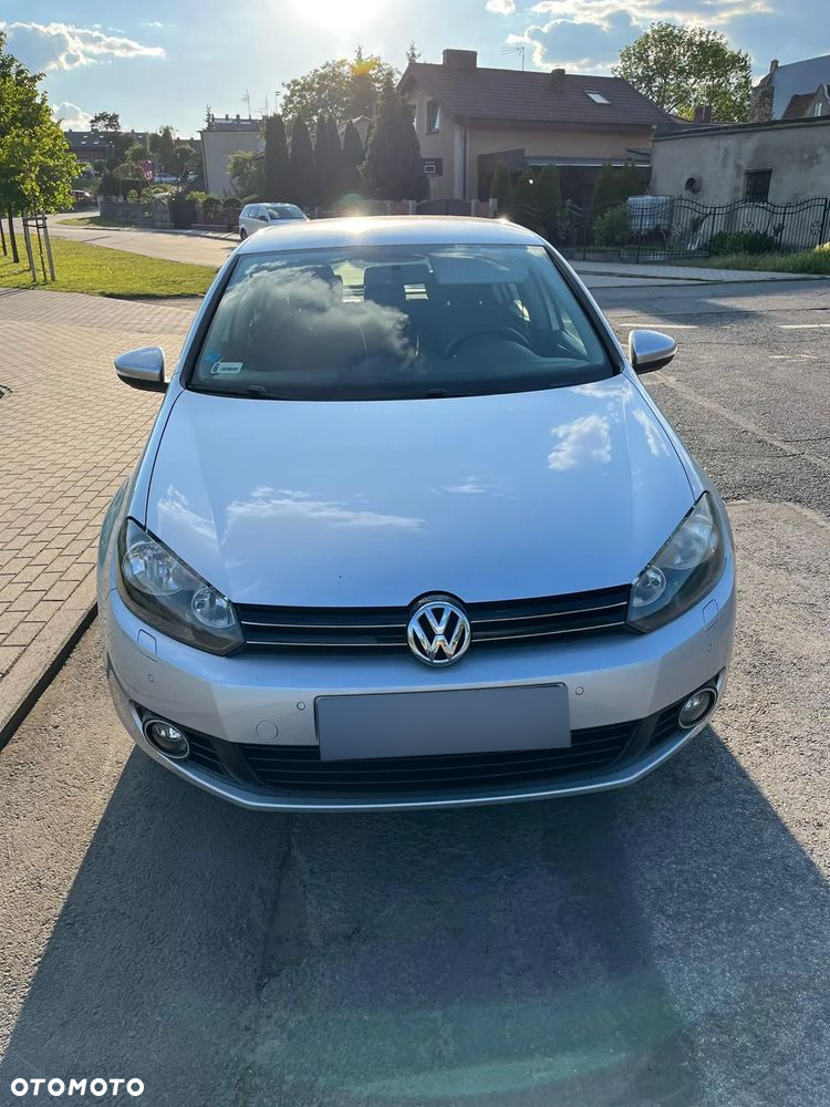 Volkswagen Golf - 2