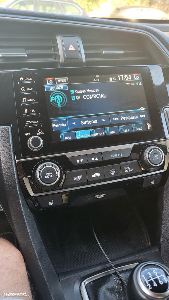 Honda Civic 1.0 i-VTEC Elegance - 11