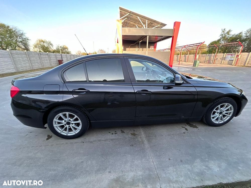 BMW Seria 3 320d Aut. - 1