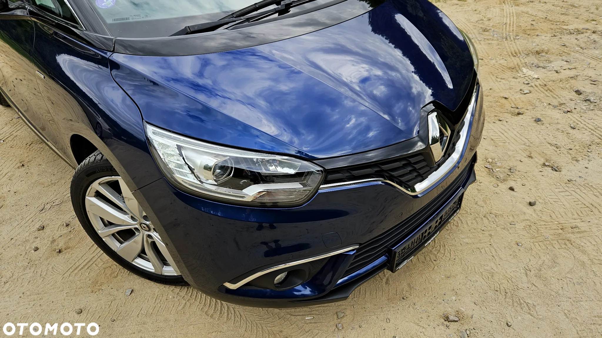 Renault Grand Scenic ENERGY TCe 115 LIMITED - 9