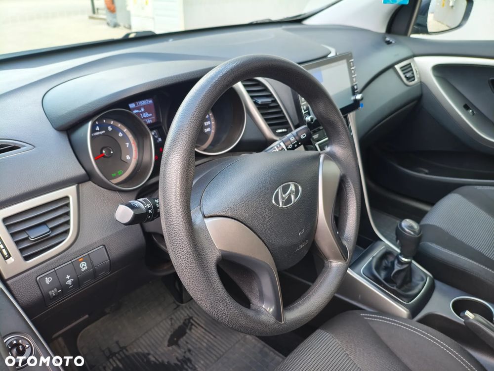 Hyundai i30 blue 1.4 Classic Navigation - 13