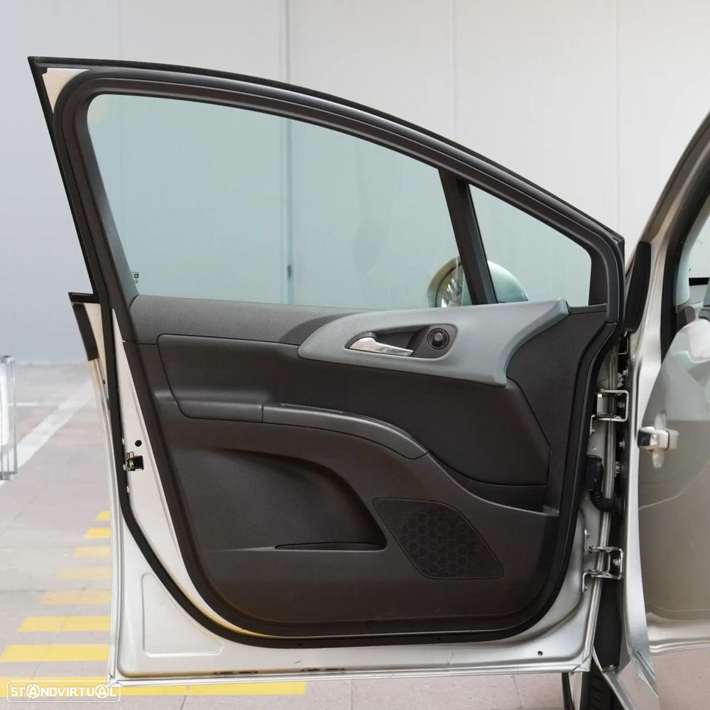 Opel Meriva 1.3 CDTI Cosmo - 24