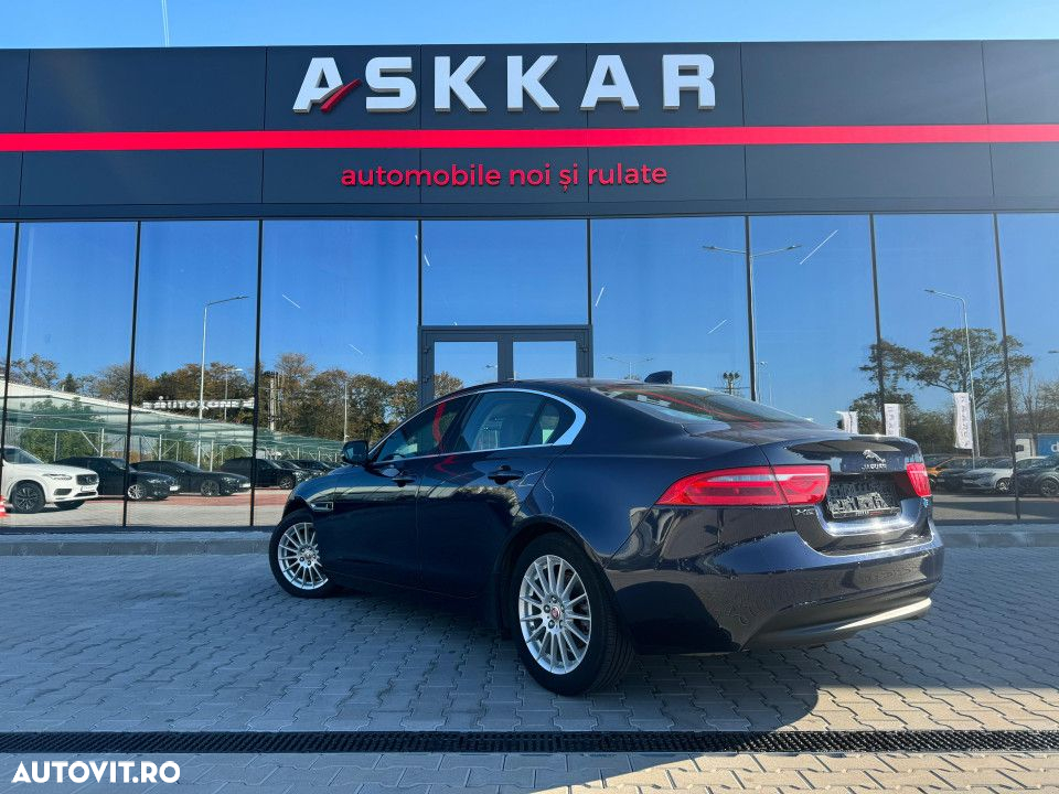 Jaguar XE 20d Aut. Prestige - 8