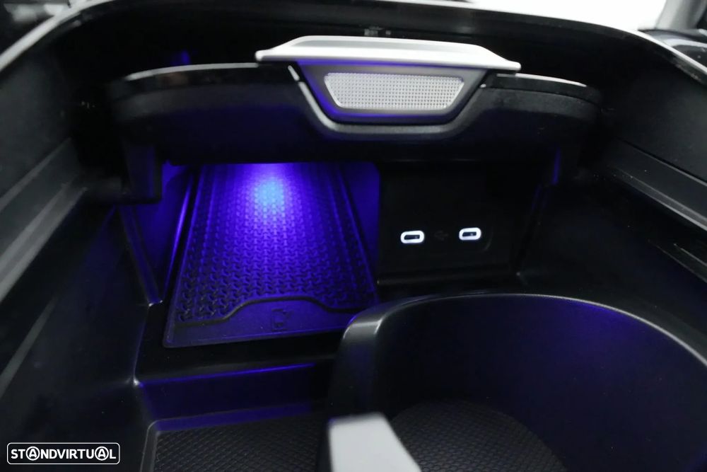 Mercedes-Benz C 300 e AMG Line - 24