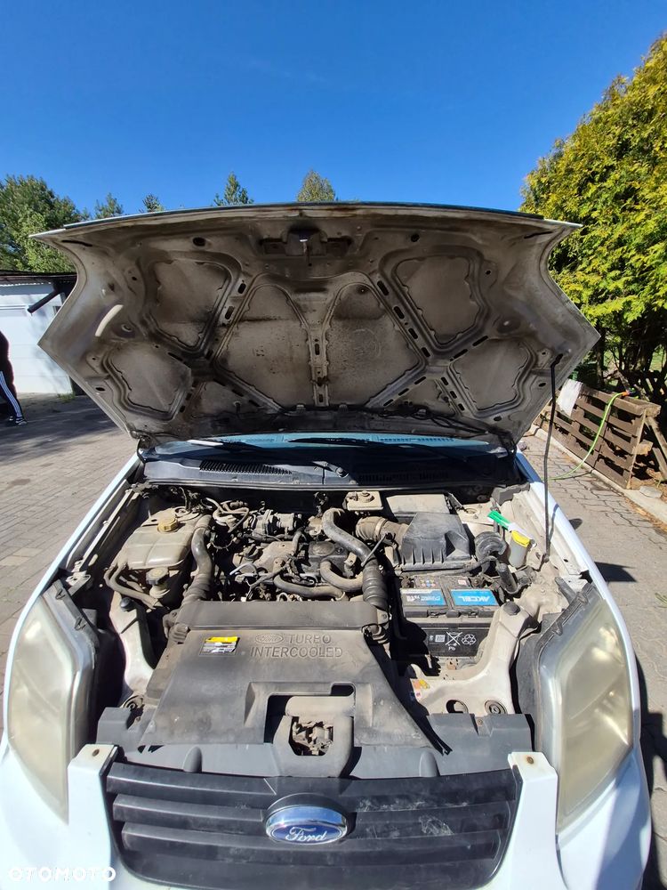 Ford Transit Connect - 12