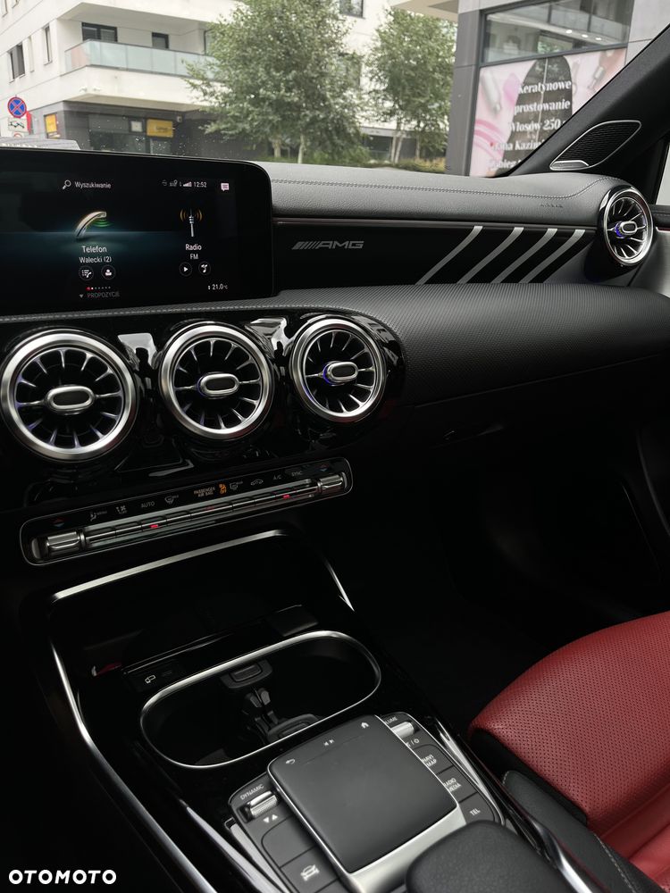 Mercedes-Benz Klasa A AMG 35 4Matic AMG Speedshift DCT 7G - 26