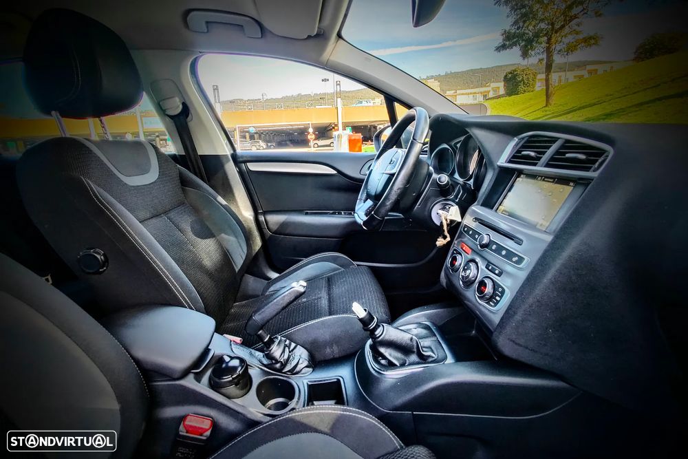 Citroën C4 PureTech e-THP 130 Exclusive - 5