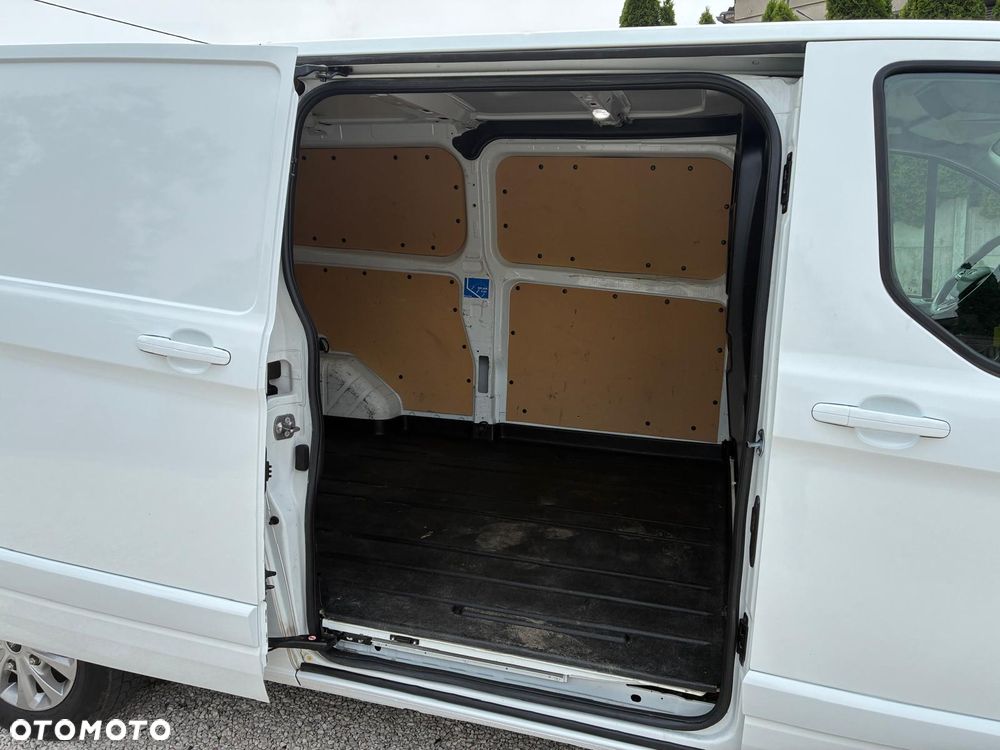 Ford Transit Custom - 16