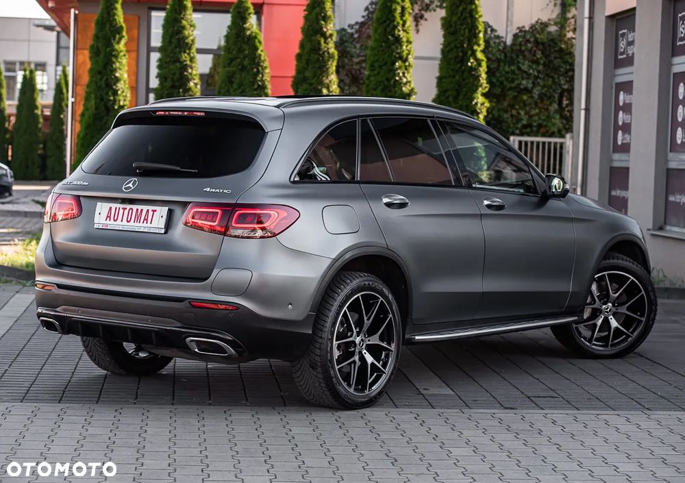 Mercedes-Benz GLC 300 de 4Matic 9G-TRONIC AMG Line - 13