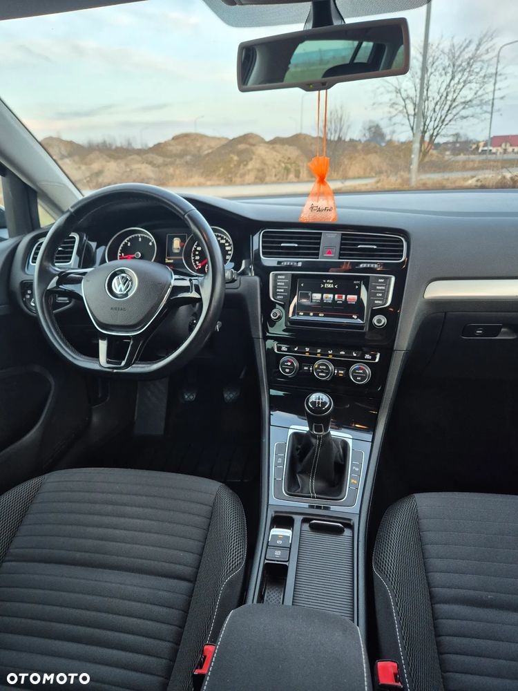 Volkswagen Golf 1.6 TDI BlueMotion Technology Cup - 21