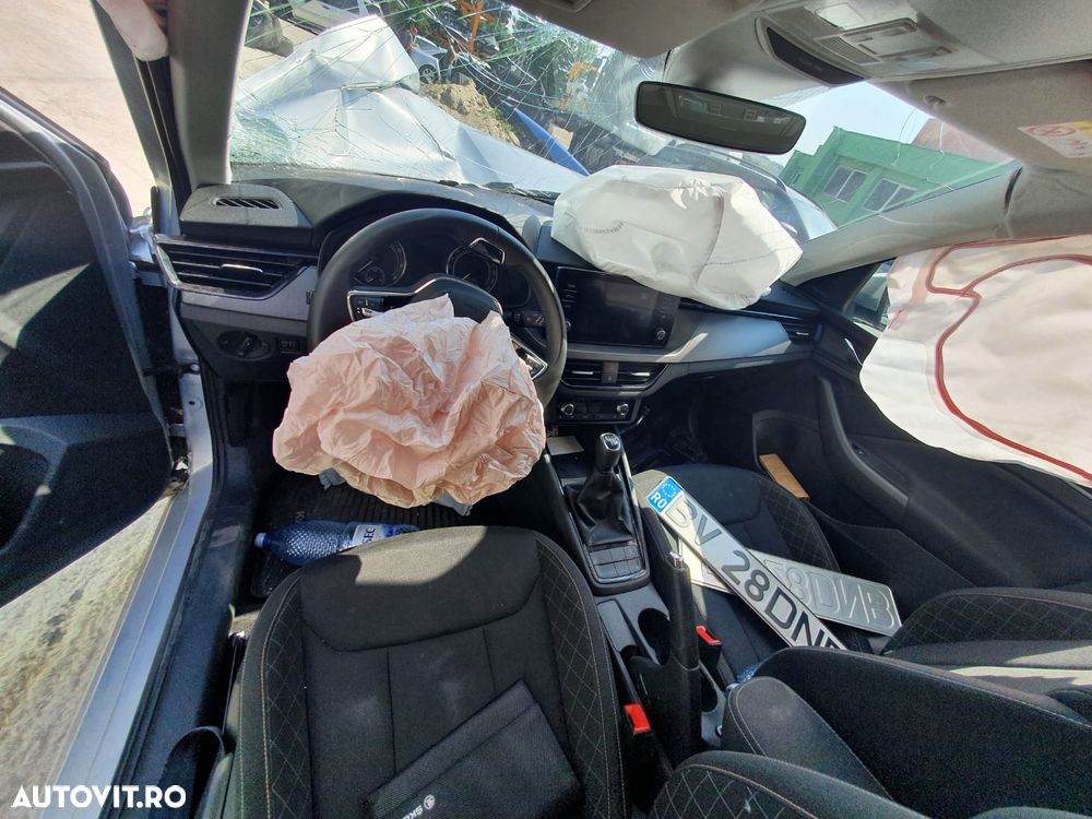 pompa de benzina plutitor carcasa filtru ulei Skoda Kamiq motor 1.0tsi 95cp DKLA Dezmembrez - 7