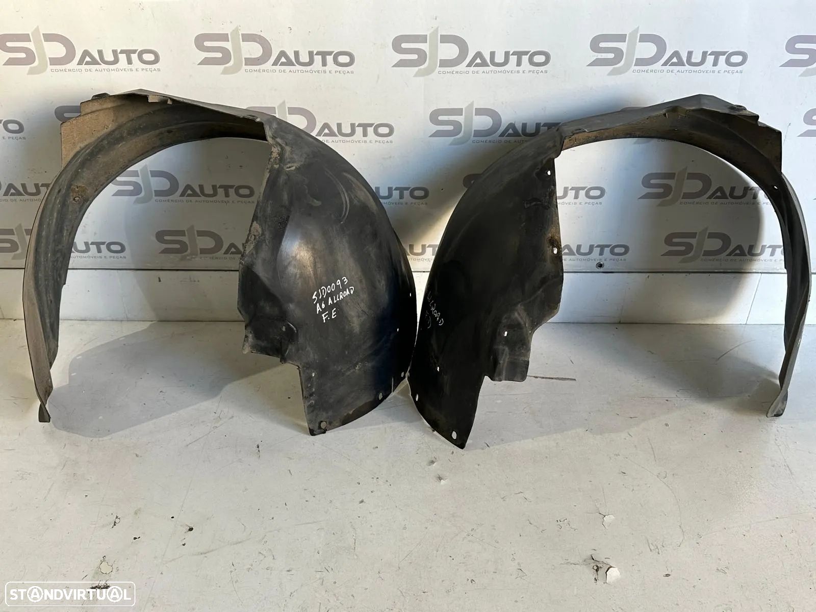 Cave Roda Frente Direita / Esquerda - Audi A6 (C5) Allroad (2004) - 1