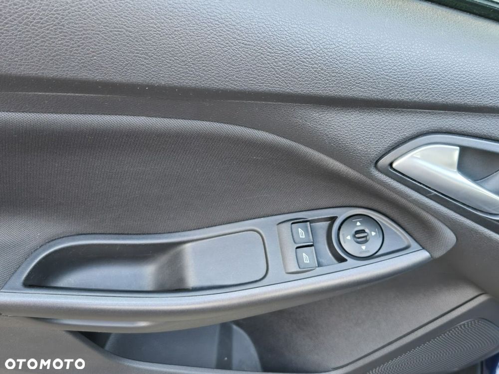 Ford Focus - 10