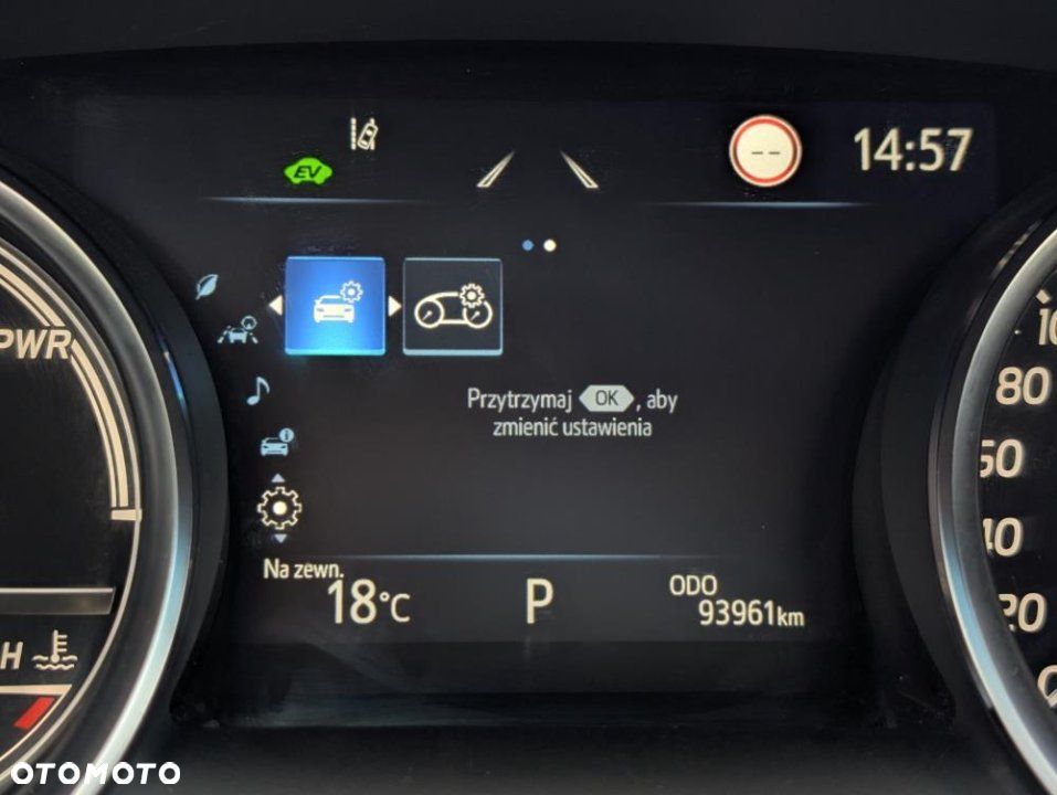Toyota Camry - 21