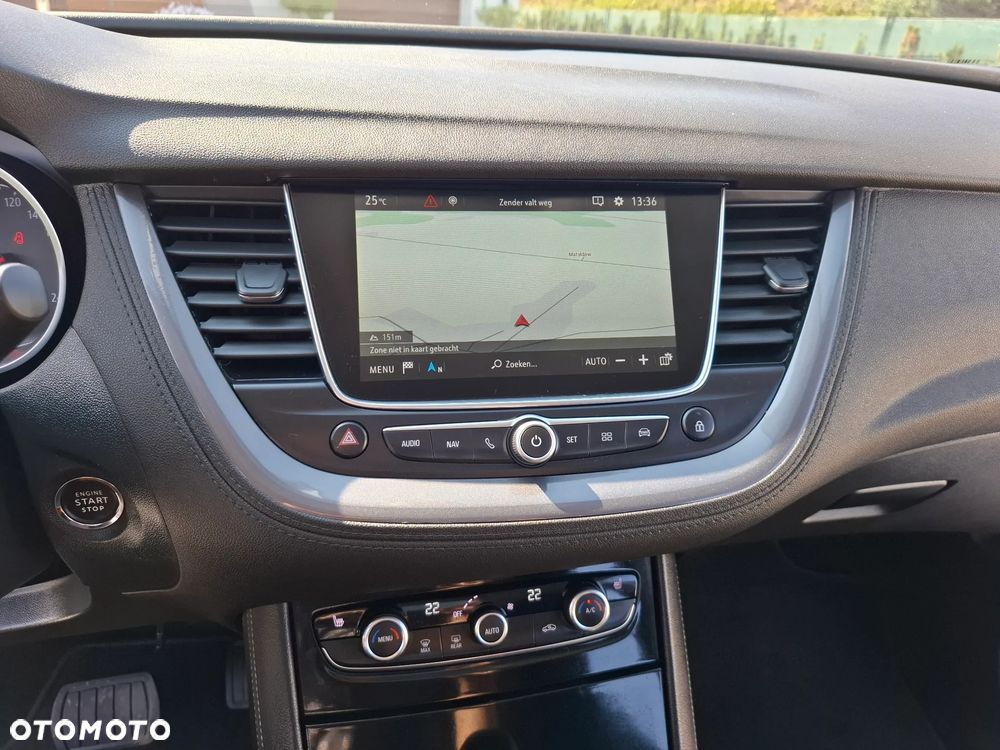Opel Grandland X 1.2 Start/Stop Automatik Business INNOVATION - 24