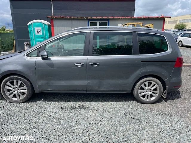 Dezmembrez Seat Alhambra Monovolum 2011 DSG 2.0 TDI CFFB - 4