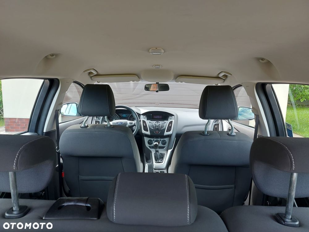 Ford Focus 1.6 Trend - 18