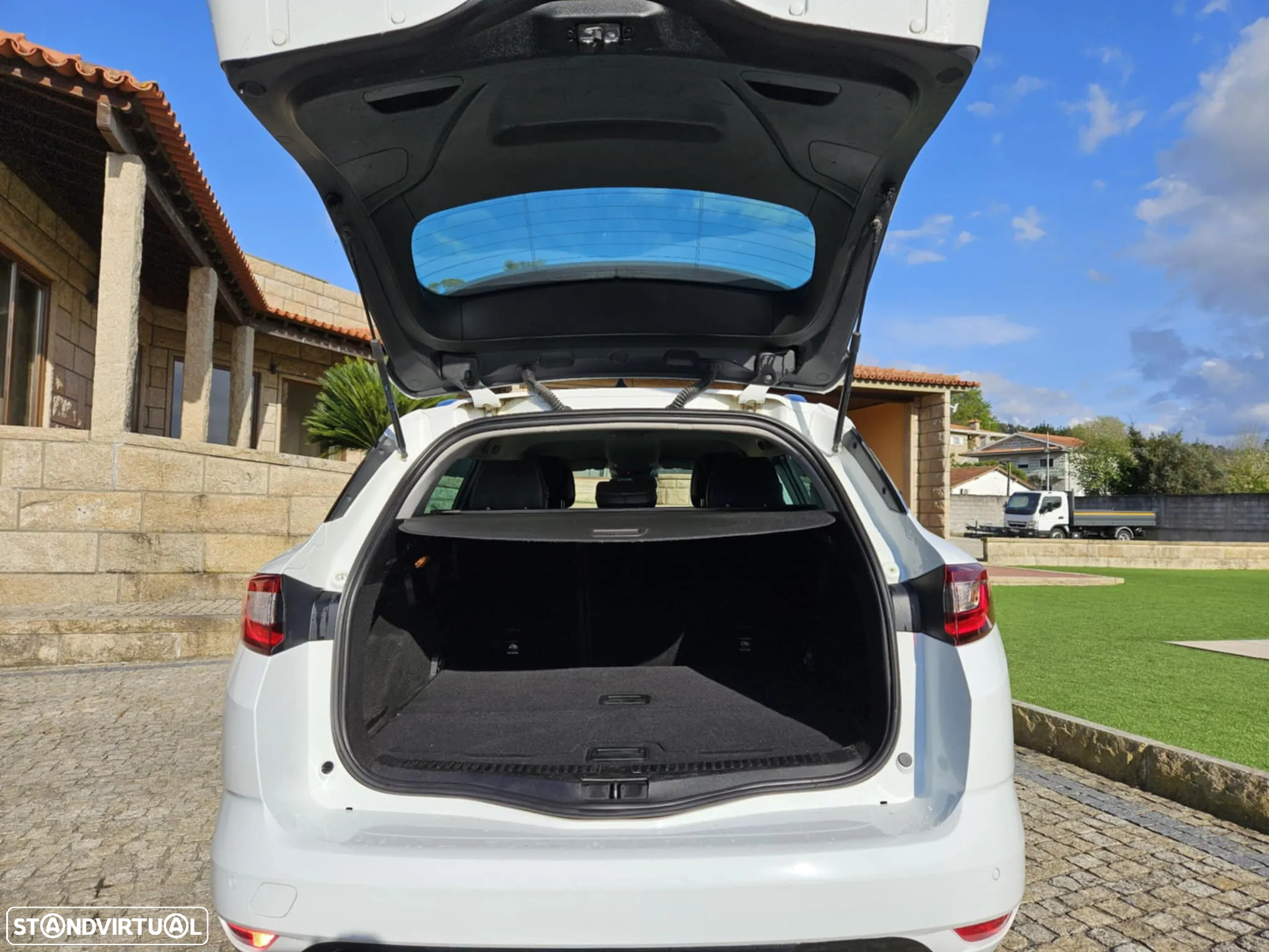 Renault Mégane Sport Tourer 1.6 dCi Bose Edition J18 - 9