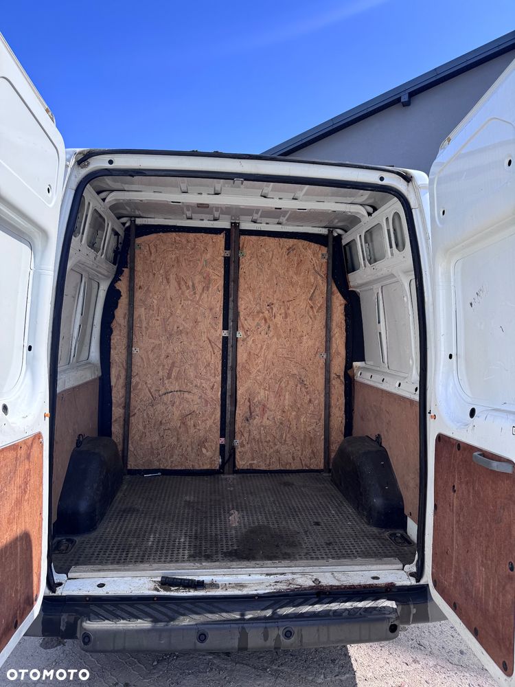 Ford Transit - 10
