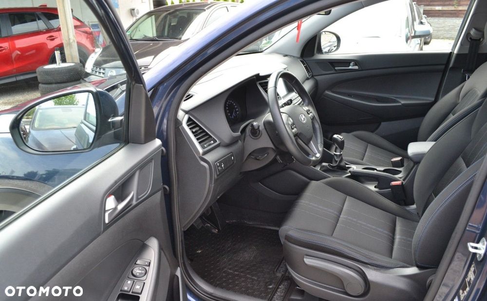Hyundai Tucson blue 1.6 GDi 2WD Navi - 6