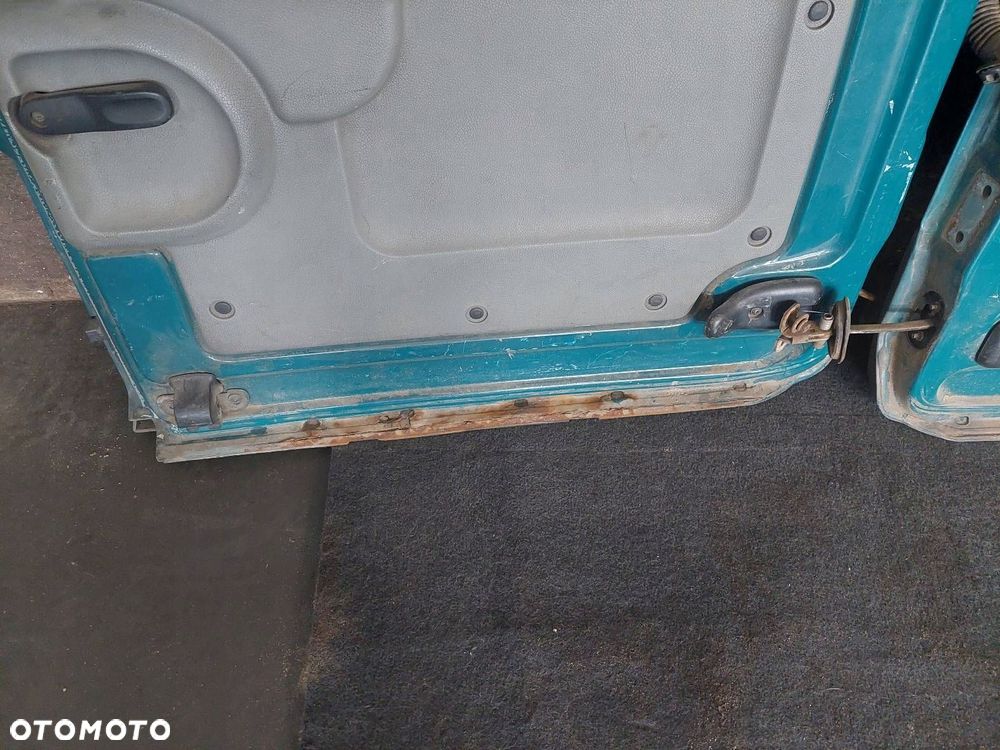 DRZWI KOMPLETNE PRAWY LEWY TYŁ SKRZYDEŁKA RENAULT KANGOO I FL 0D90 - 6