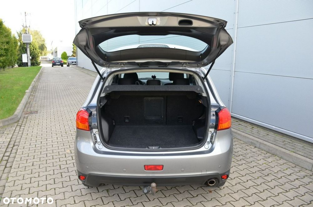 Mitsubishi ASX - 9