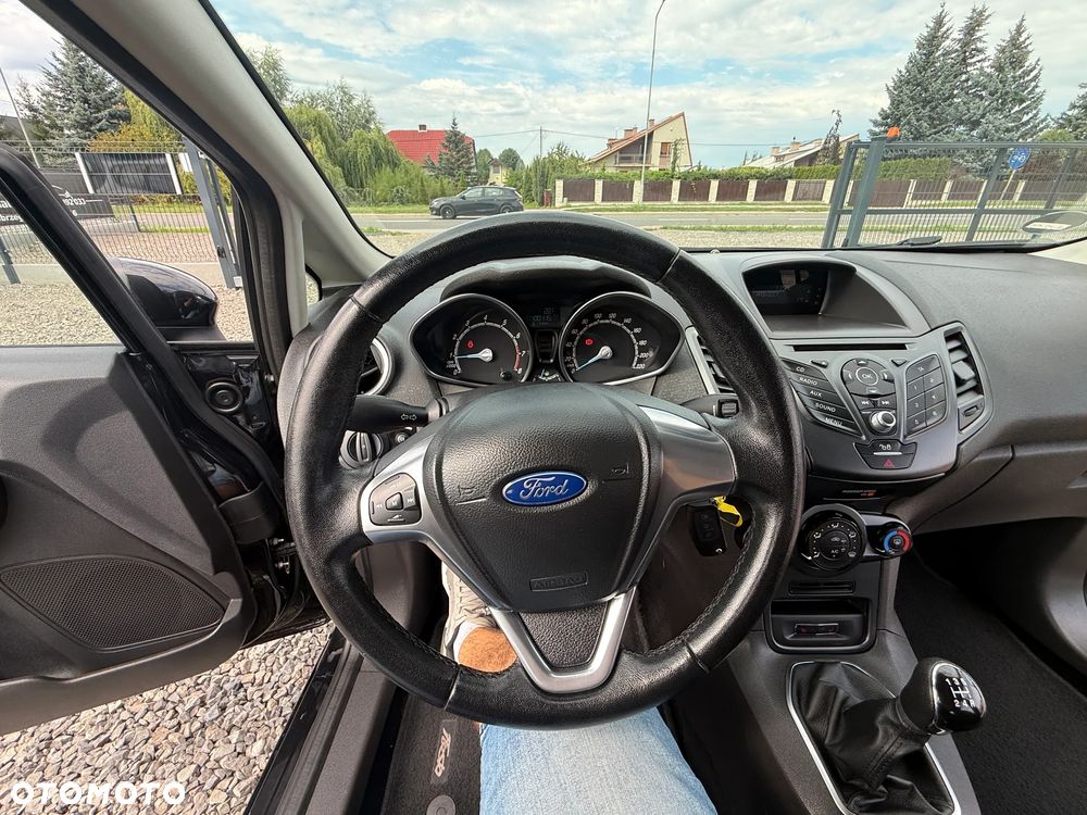 Ford Fiesta 1.25 Silver X - 30