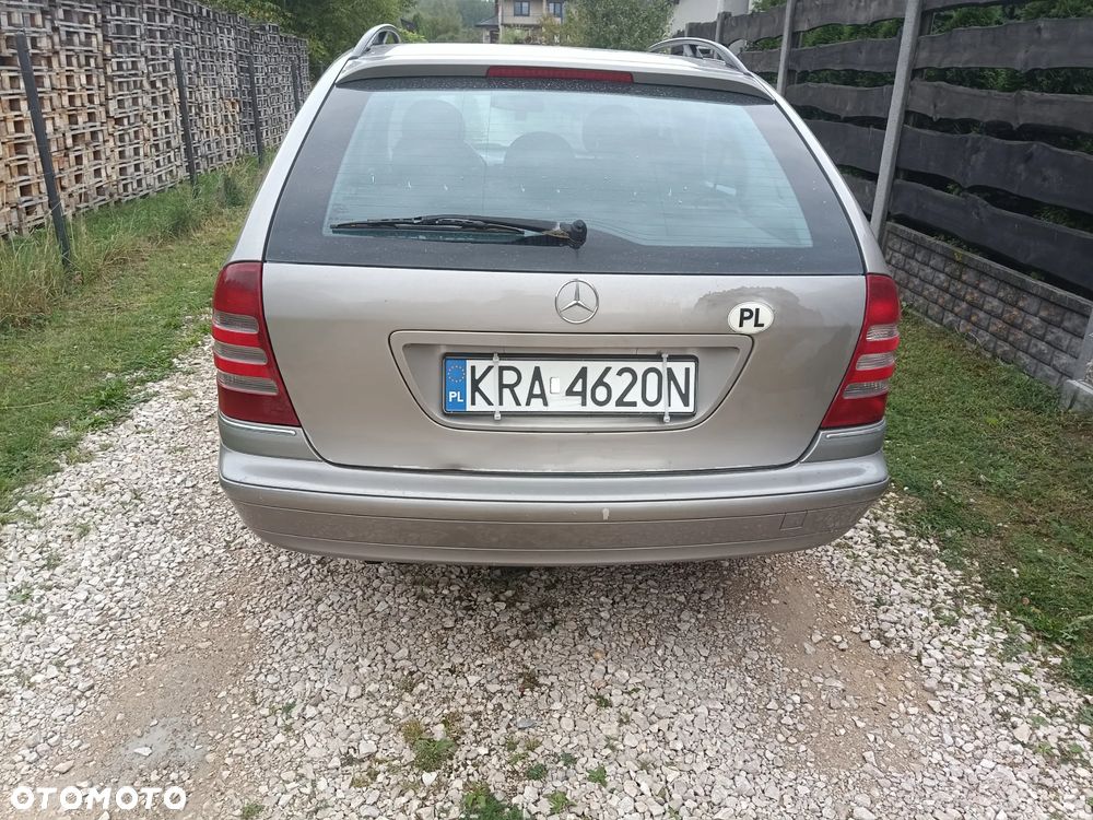 Mercedes-Benz Klasa C 200 T Kompr Avantgarde - 10