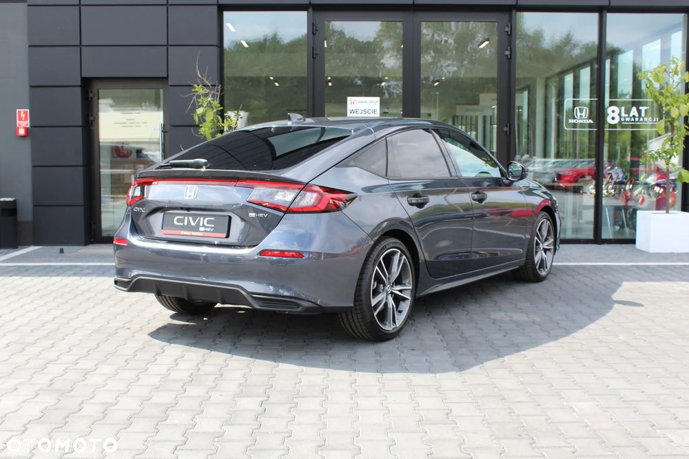 Honda Civic 2.0 i-MMD eHEV Advance CVT - 15